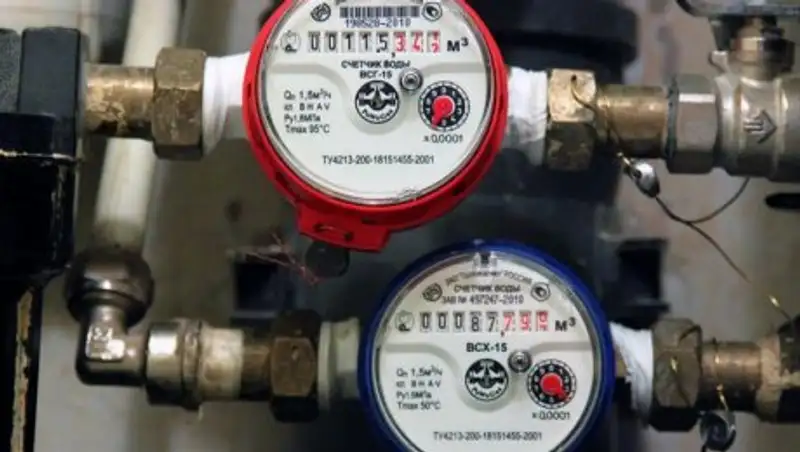 Жители VIP-городка в Астане незаконно тратят воду