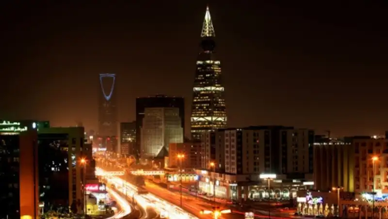 В Саудовской Аравии задерживают зарплаты из-за падения цен на нефть