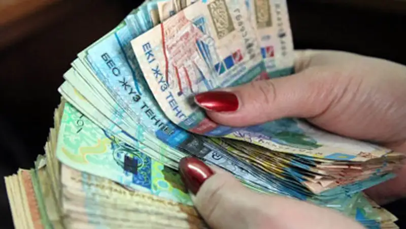 Алматинцы «устраивались» на работу в КТЖ за 200 тыс. тенге