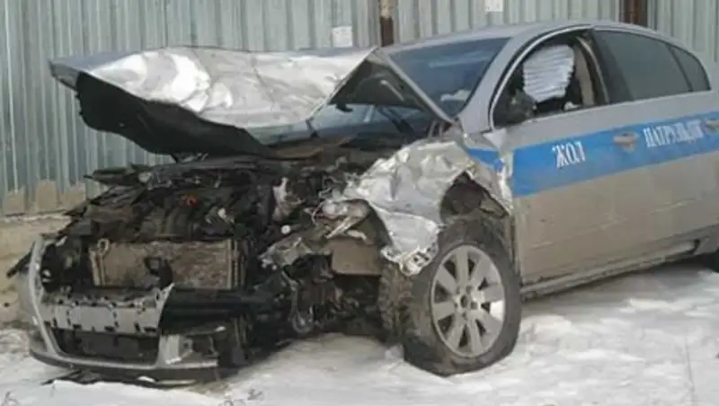 Полицейские Экибастуза, предотвратившие ДТП со школьным автобусом, до сих пор в больнице