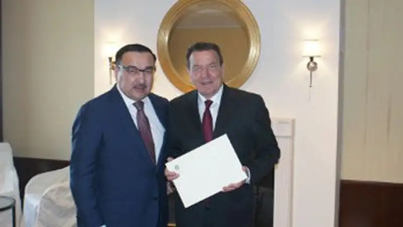 Президент РК поздравил экс-канцлера ФРГ Герхарда Шредера с 70-летним юбилеем