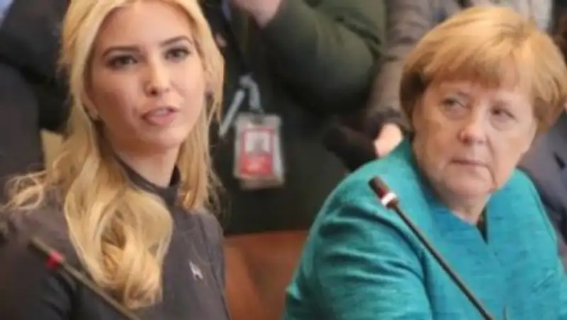 Соцсети насмешило фото с Меркель, пронзающей взглядом Иванку Трамп