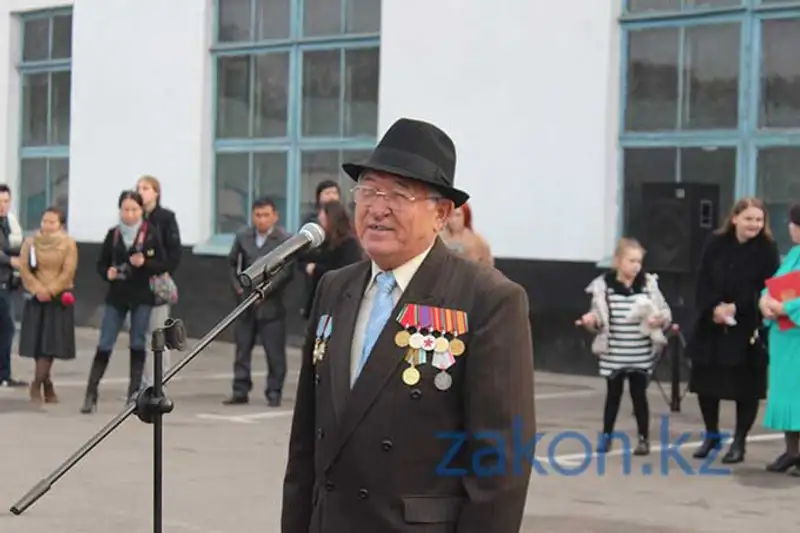 В Алматы сегодня дан старт пилотному проекту «Универсальный полицейский» (фото) В Алматы сегодня дан старт пилотному проекту «Универсальный полицейский» (фото), фото - Новости Zakon.kz от 01.11.2013 23:30