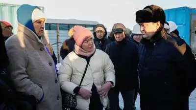 Аким столицы Женис Касымбек встретился с дольщиками, фото - Новости Zakon.kz от 11.12.2022 13:16