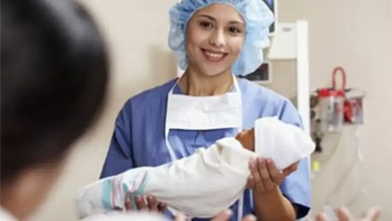 Ежедневно в Казахстане рождается свыше 1 тыс детей