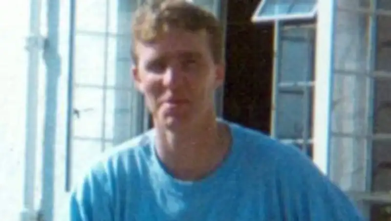 Мужчина 17 часов умирал в одиночестве после звонка в скорую помощь