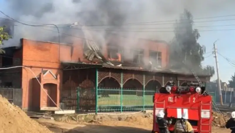 Пожар в костанайском клубе: рассматривается версия поджога