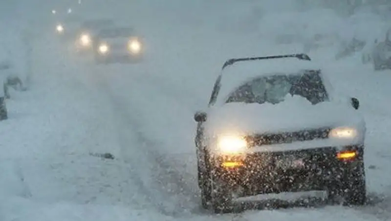 Из-за снежной бури в США погибли 25 человек