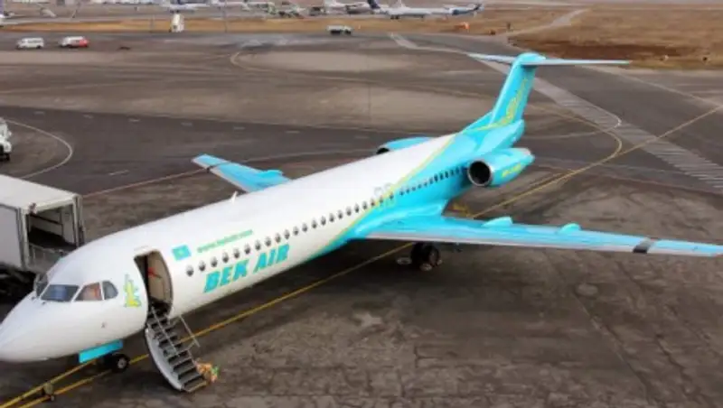 Авиакомпания "Бек Эйр" отменила около 100 рейсов