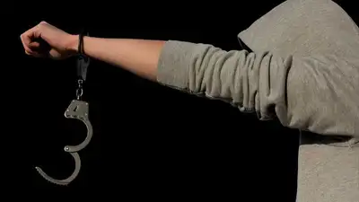 Задержали жителя Талдыкоргана, продававшего наркотики у себя дома, фото - Новости Zakon.kz от 14.01.2023 17:42