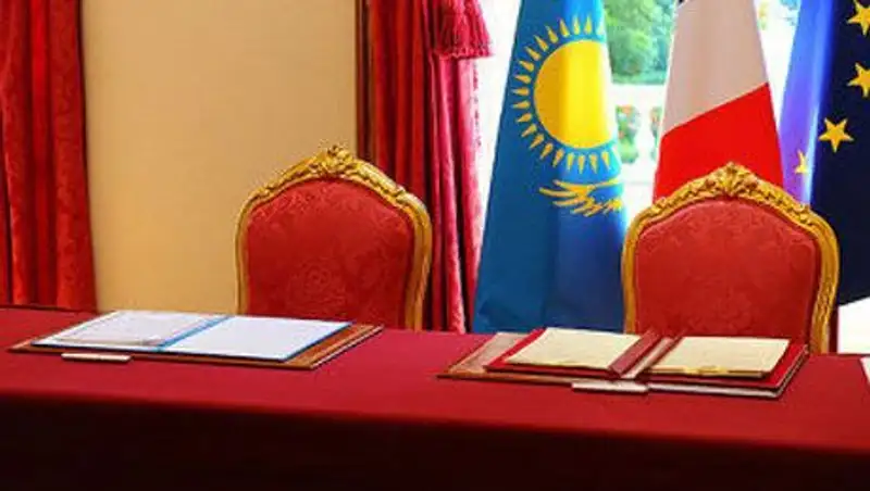 Парламент Казахстана принял поправки по вопросам международных договоров