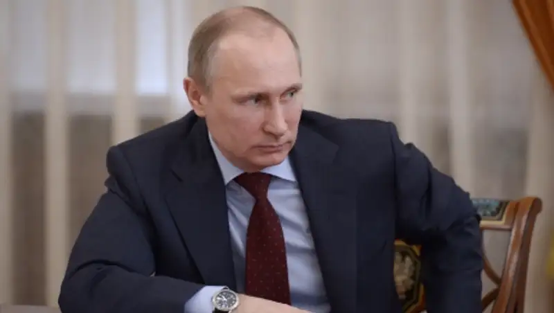 Путин поручил провести встречу с Казахстаном по вопросам контроля за военной продукцией