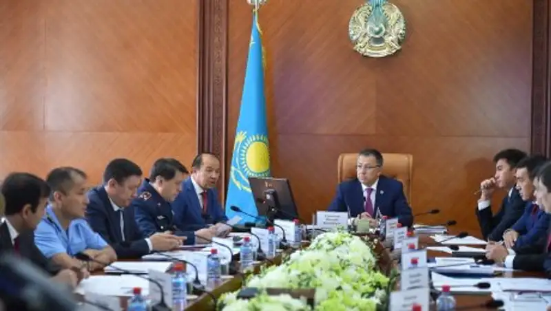 Ж.Туймебаев: «Искоренение безработицы - самый лучший путь в сокращении количества преступлений»