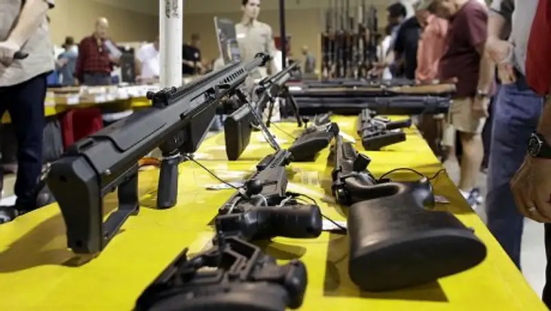 Инициатива о запрете продажи оружия потенциальным террористам провалилась в Сенате США