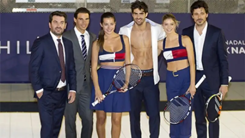 Надаль разделся на корте перед девушкой футболиста сборной Испании