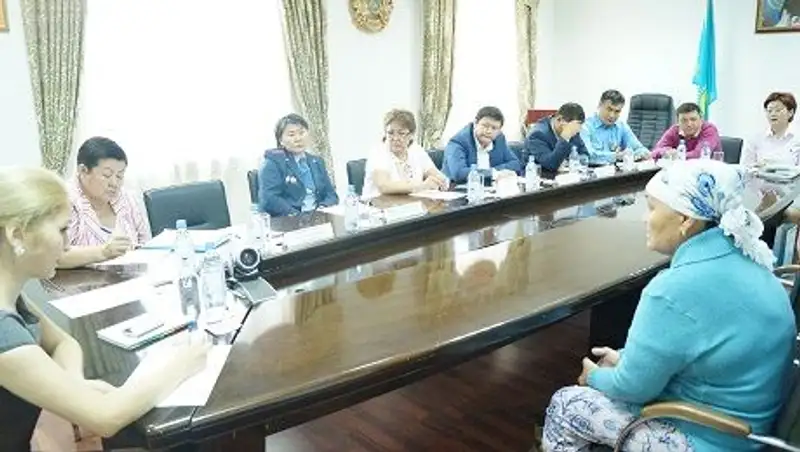 Партия «Нур Отан» провела трехдневную акцию «Юстиция консультирует» в честь Дня Астаны