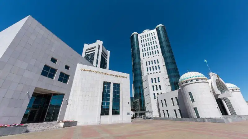 Токаев предложил сократить президентскую квоту в Сенате