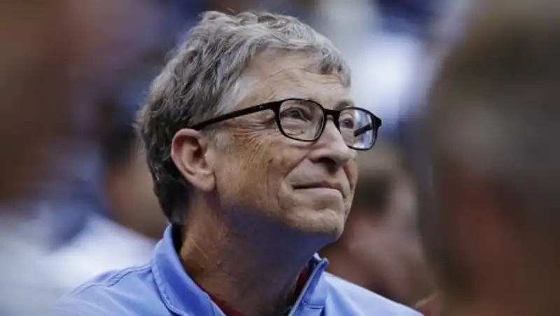 CNN: Билл Гейтс сменил iPhone на устройство с Android