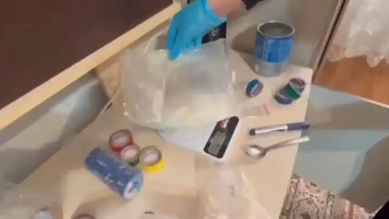 Молодую пару подозревают в поставке крупной партии наркотиков в Атырау