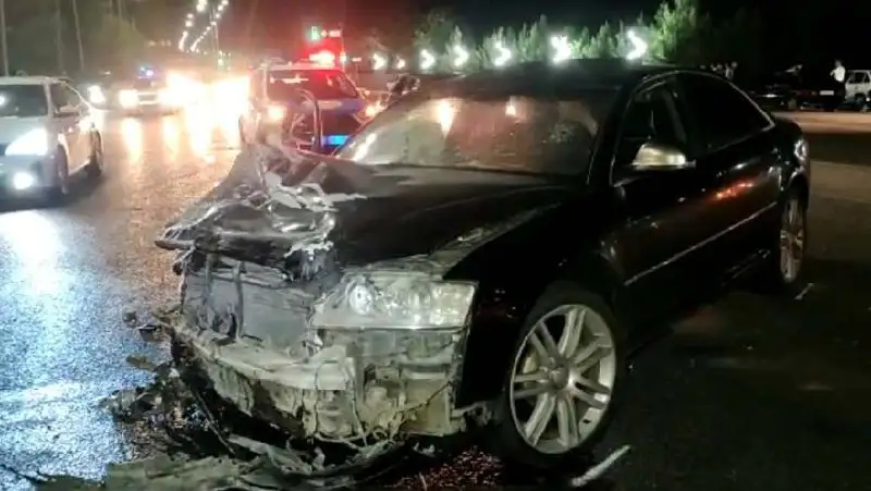 Мать погибла, дети госпитализированы – жуткая авария произошла в Шымкенте