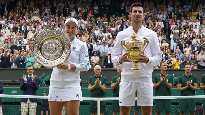 Опубликованы суммы рекордных  призовых на Уимблдоне-2022