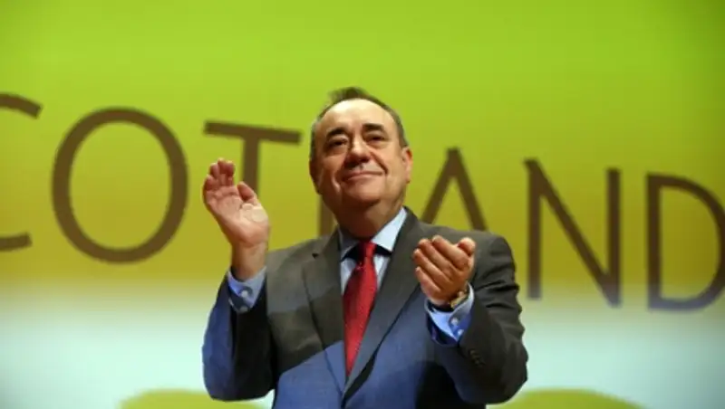 Глава правительства Шотландии ушел в отставку