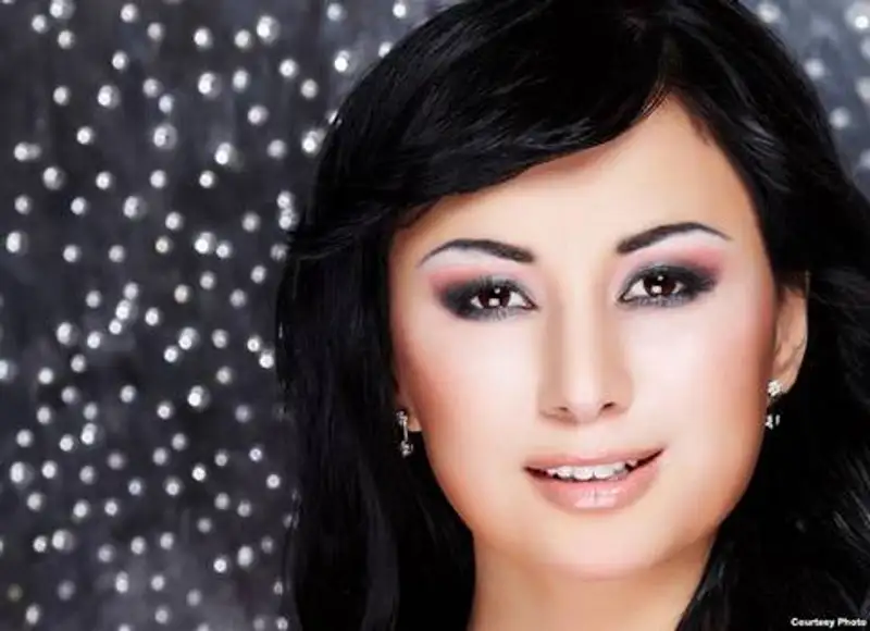 казахстанская певица Мадина Садвакасова. Фото, фото - Новости Zakon.kz от 22.05.2012 17:21