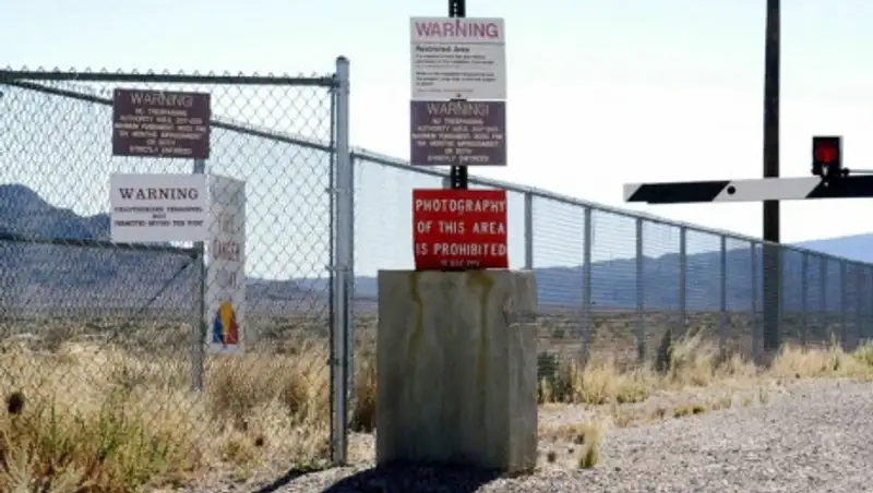 Готовится штурм военной базы США