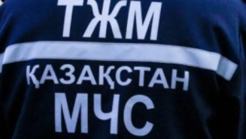 В ЮКО погиб спасатель, пытаясь помочь туристу