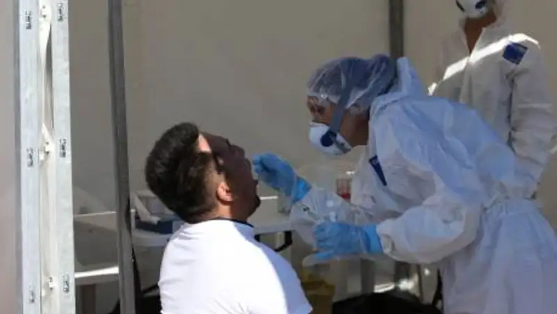 Ученые назвали причину опасных осложнений при коронавирусе