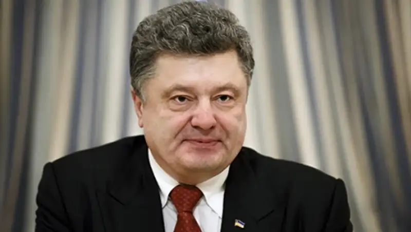 Порошенко попросил МВФ увеличить финансовую помощь Украине 