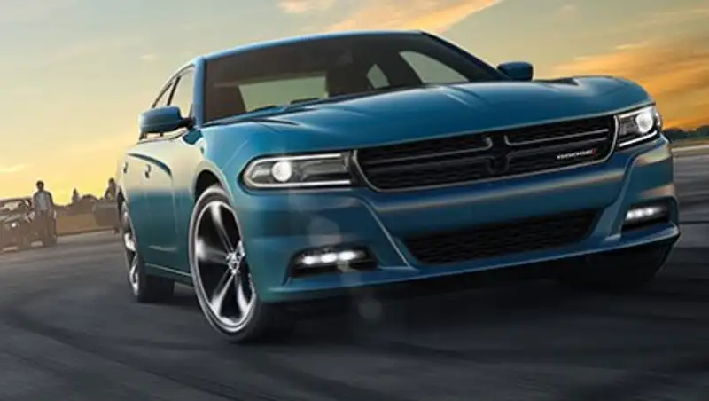 Новый Dodge Charger оснастят «турбочетверкой»