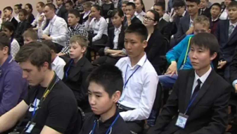 В Петропавловске школьники представили свои разработки на фестивале по робототехнике