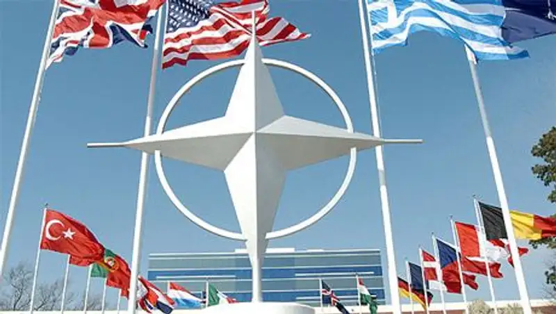 НАТО пересмотрит оценку угроз безопасности в связи с действиями России в отношении Украины