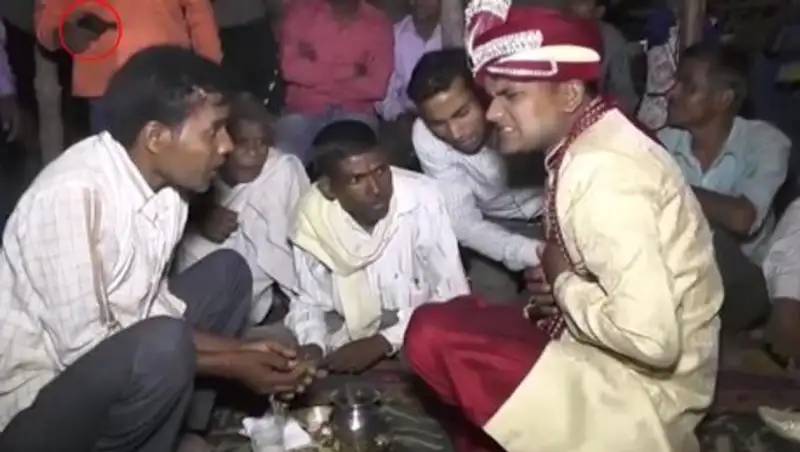 В Индии жениха застрелили прямо на свадьбе