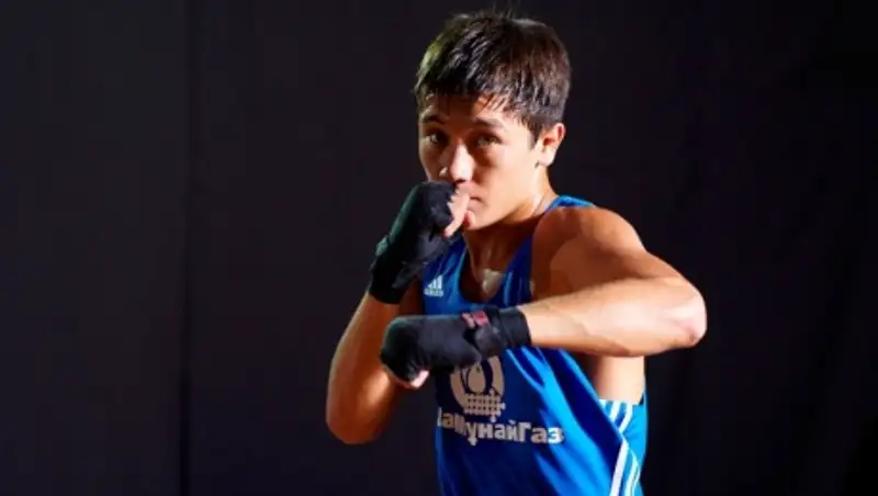 Ильяс Сулейменов вышел в финал боксерского турнира Азиатских Игр