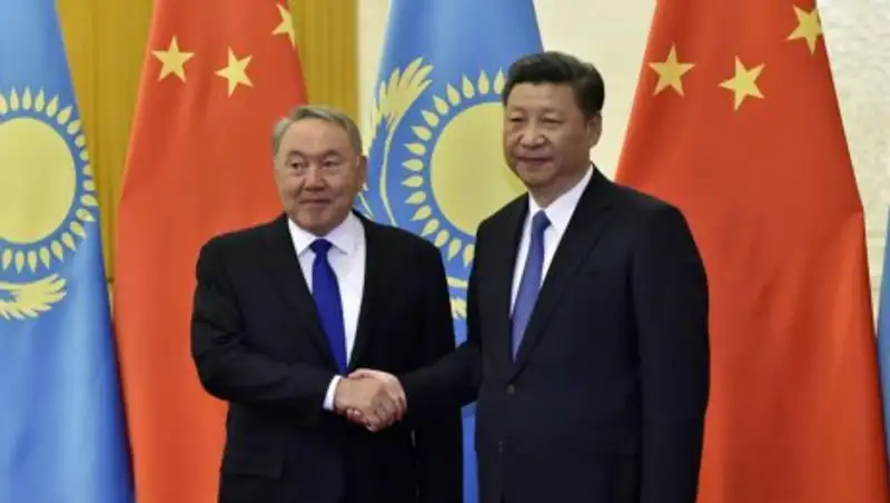 Си Цзиньпин направил Нурсултану Назарбаеву поздравительное письмо