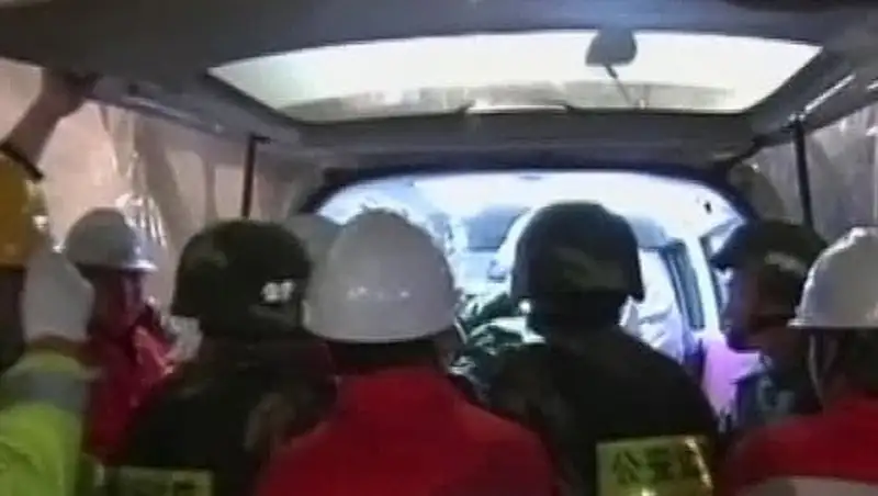 Взрыв на шахте унес жизни 11 горняков