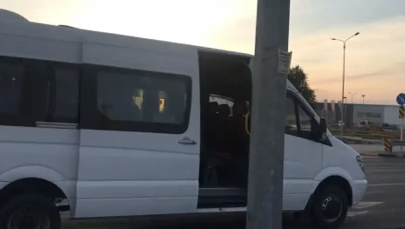 Возвращение арысцев домой ведётся автобусными колоннами