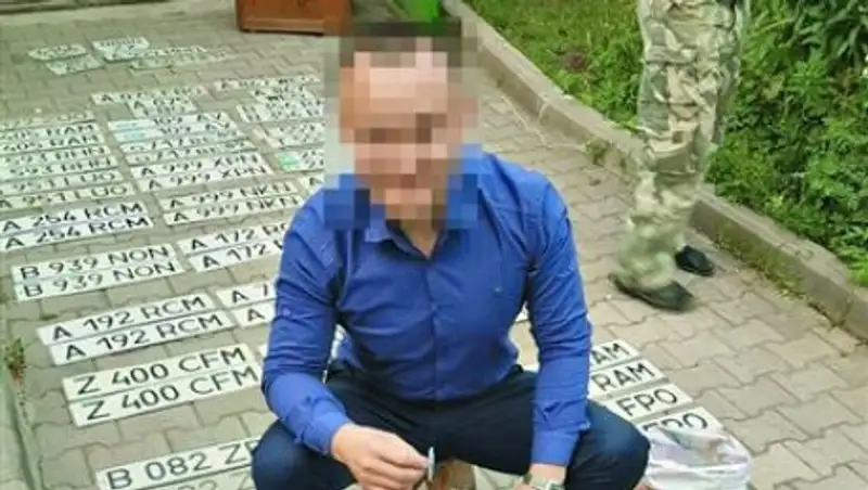 Крупной транснациональной ОПГ руководил бывший казахстанский полицейский