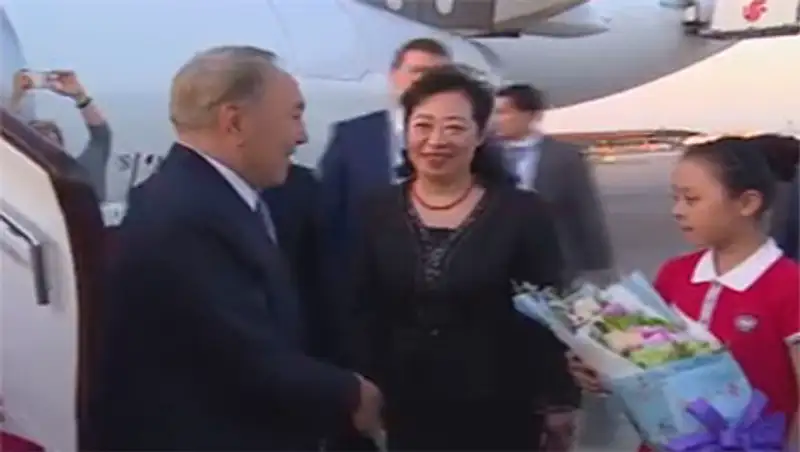 Как Назарбаева в Китае встречали