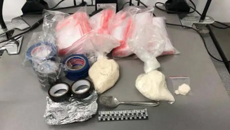 Двух парней задержали с наркотиками на 24 млн тенге в Атырау