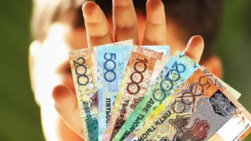 Злостным алиментщикам в Астане приостанавливают действие водительских прав