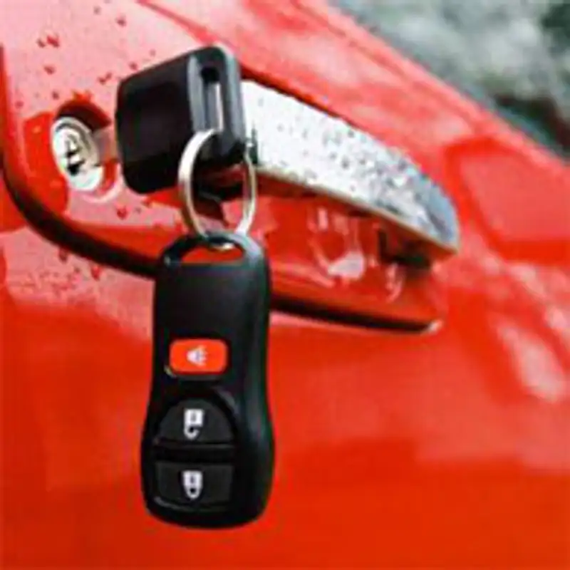 Ночной поисковый экипаж «Фотон» по «горячим следам» задержал угонщика, фото - Новости Zakon.kz от 29.11.2011 19:43