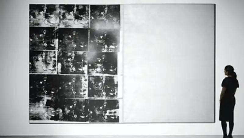 Самое дорогое произведение Уорхола продано в Нью-Йорке, фото - Новости Zakon.kz от 14.11.2013 15:48
