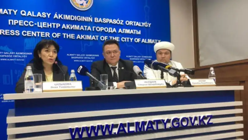 Главврач Алматы просит горожан не навещать пока тех лиц, которые находятся на карантине