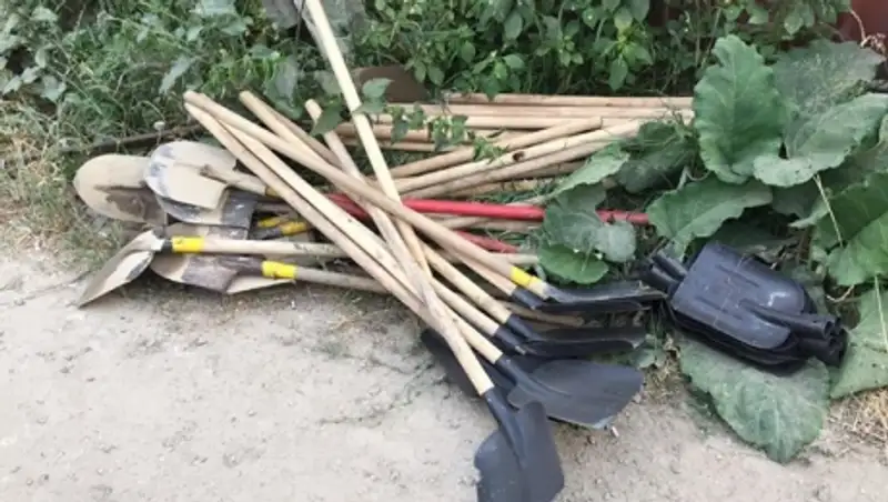 Волонтеры в Алматы собрали гуманитарную помощь для пострадавших от селя