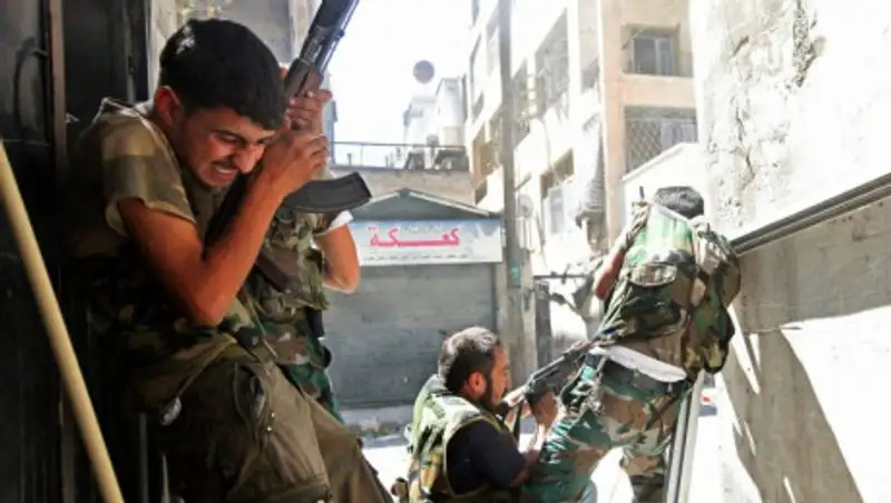 Сирийская армия взяла под контроль весь Алеппо