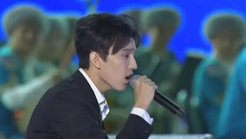 Димаш Кудайбергенов буквально "взорвал" амфитеатр ЭКСПО своим вокалом