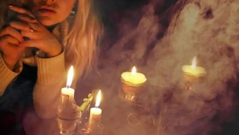 За исколотое иголками фото на кладбище виновнику грозит солидный штраф в Нур-Султане